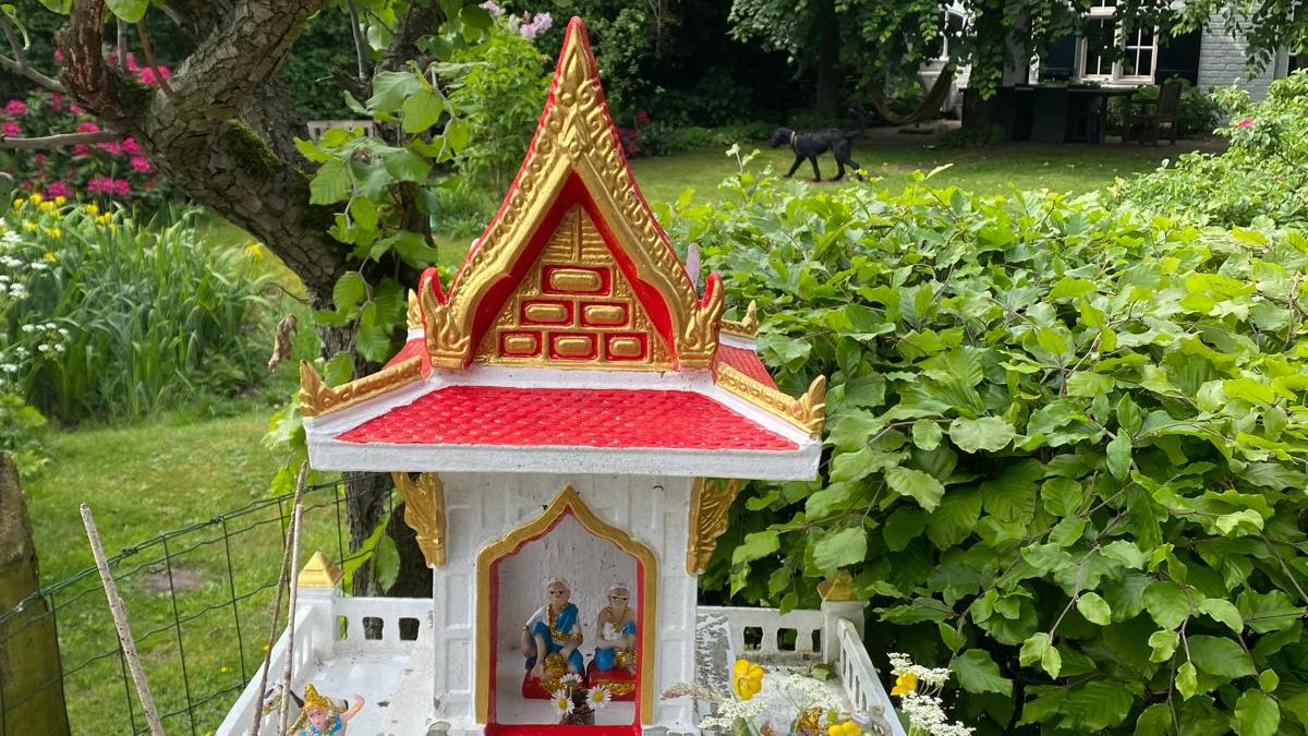 geestenhuisje in tuin Thaise massage opleiding Thai Dee